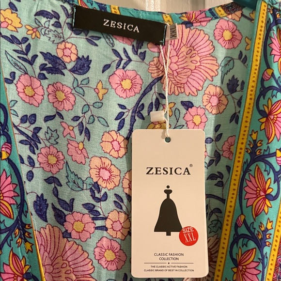 Floral V-Neck Midi Dress - Multicolor - Picture 2 of 3